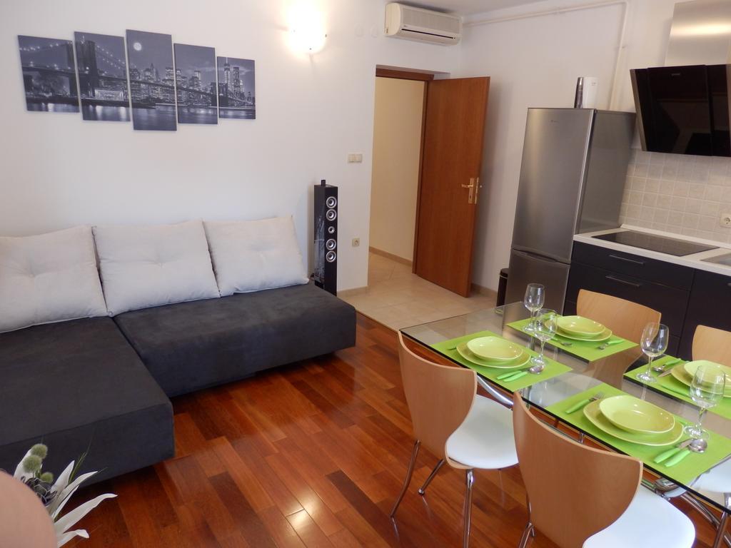 Apartment Pula Center Экстерьер фото