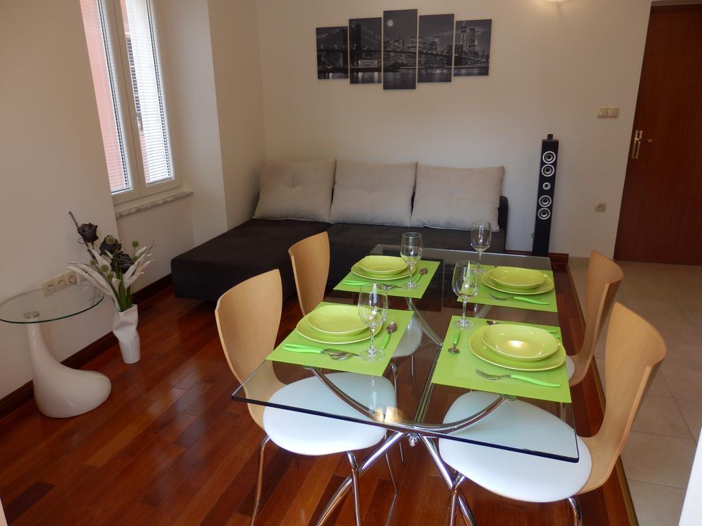 Apartment Pula Center Экстерьер фото