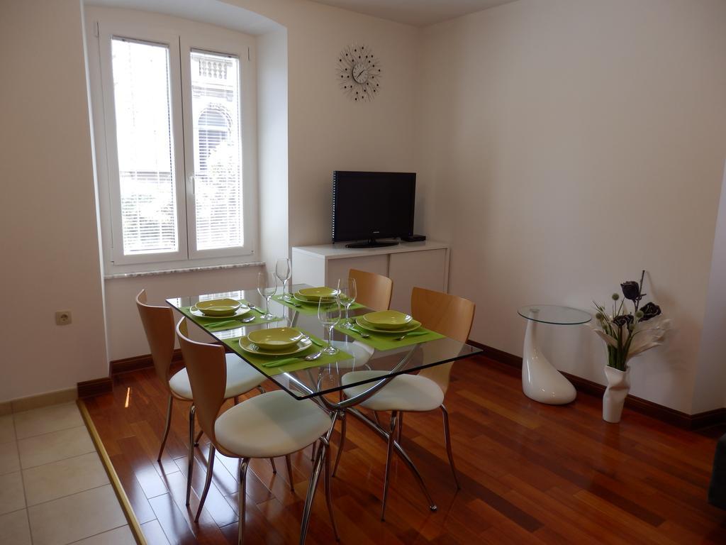 Apartment Pula Center Экстерьер фото